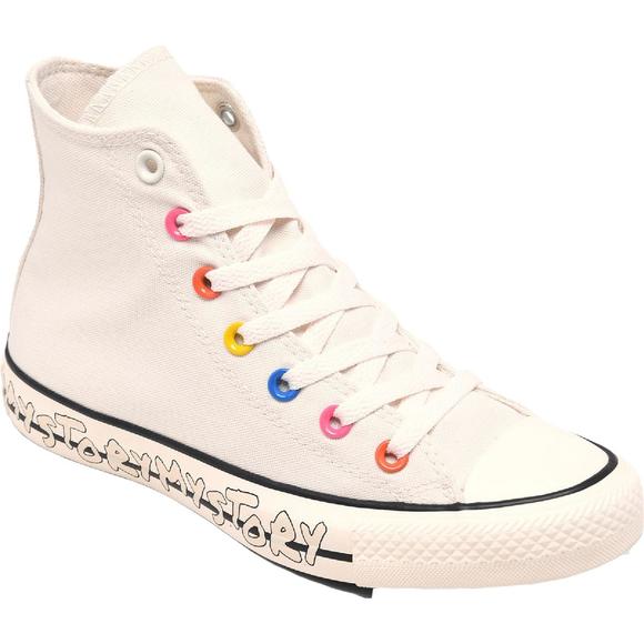 Converse Mens Chuck Taylor White Casual and Fashion Sneakers Shoes NWT